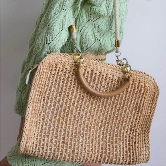 GORGEOUS VINTAGE RATTAN SHOULDER‎ BAG W/ HANDLE - MADE IN ITALY - Picture 2 of 11